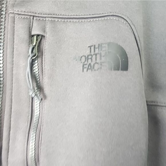 The North Face Men's Black Jacket Zip Up - Picture 4 of 11